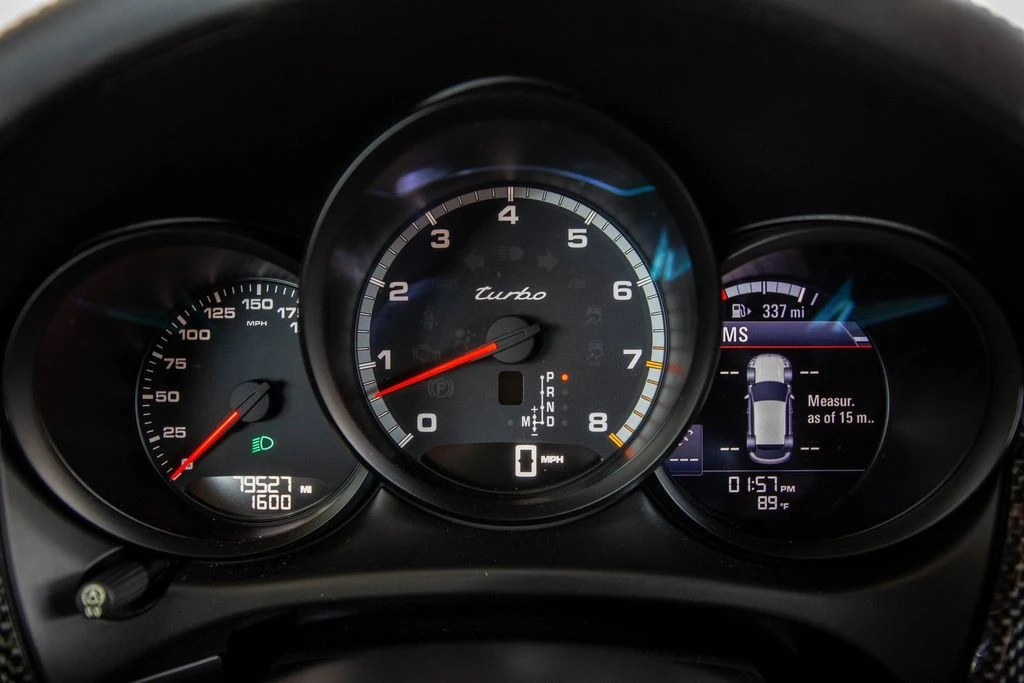 2015 Porsche Macan Turbo - Image 8 of 12