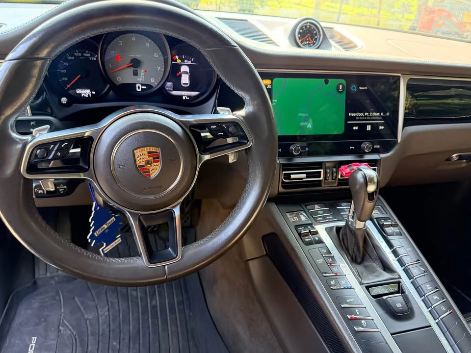 2015 Porsche Macan GTS - Image 6 of 8