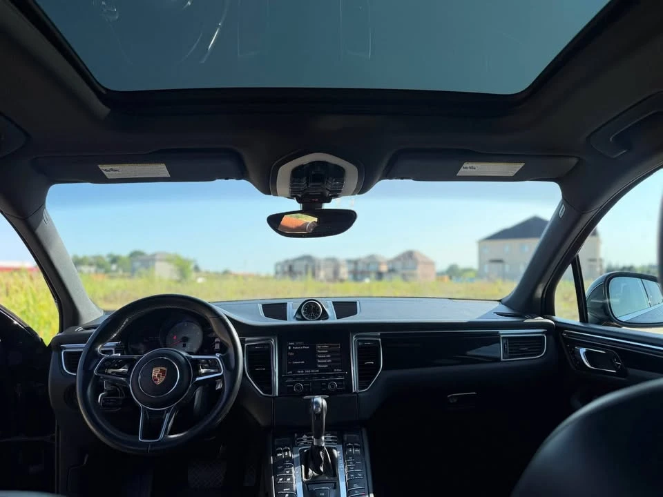 2015 Porsche Macan - Image 4 of 8