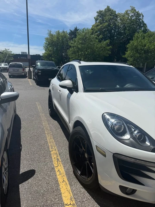 2015 Porsche Macan - Image 3 of 5