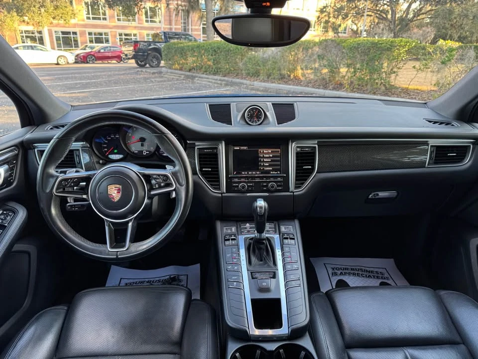 2015 Porsche Macan - Image 10 of 13