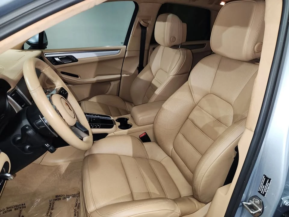 2015 Porsche Macan - Image 9 of 20