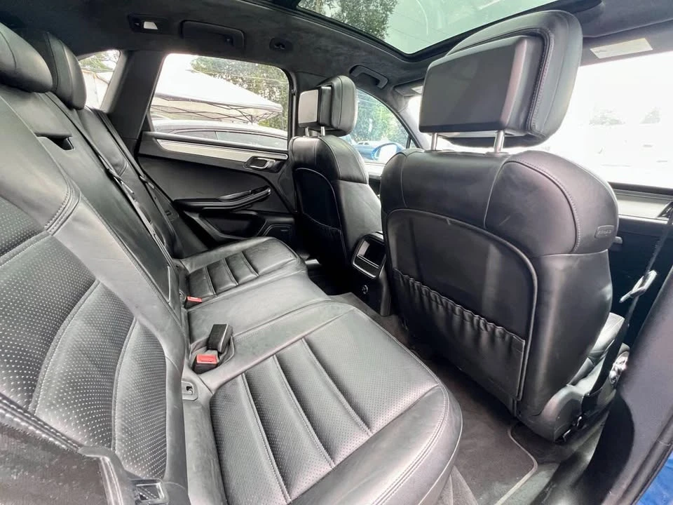 2015 Porsche Macan - Image 15 of 15