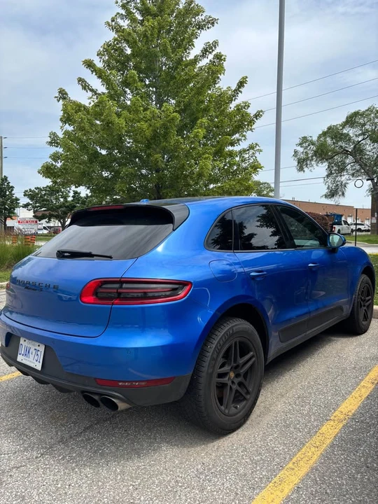 2015 Porsche Macan - Image 2 of 3