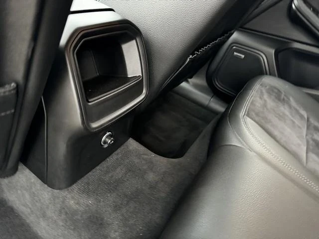 2015 Porsche Macan - Image 10 of 19