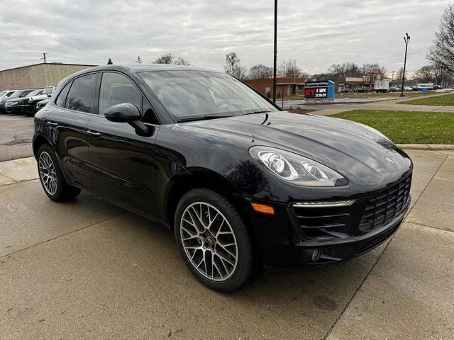 2015 Porsche Macan - Image 2 of 19