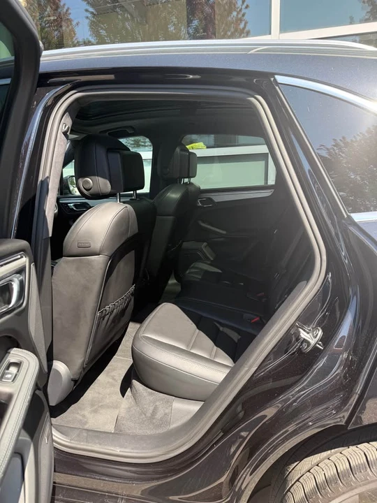 2015 Porsche Macan - Image 6 of 10