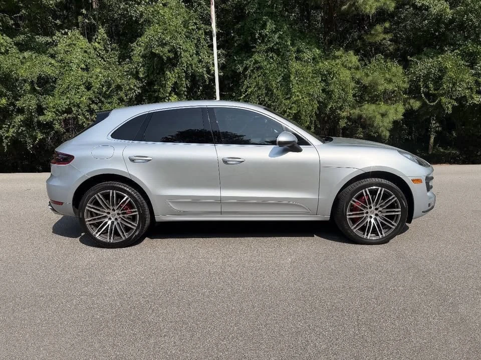 2015 Porsche Macan - Image 8 of 20