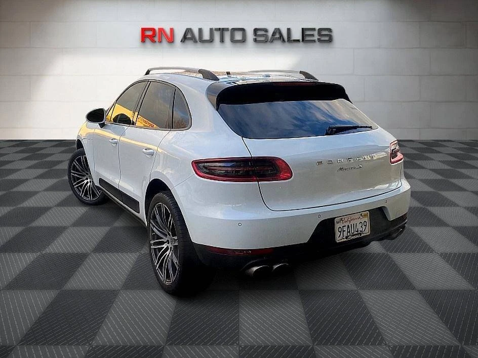 2015 Porsche Macan - Image 5 of 20