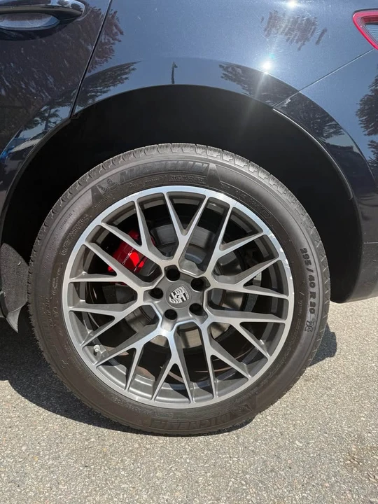 2015 Porsche Macan - Image 7 of 10