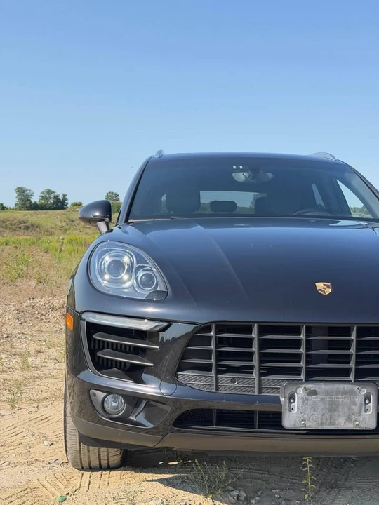 2015 Porsche Macan - Image 2 of 7