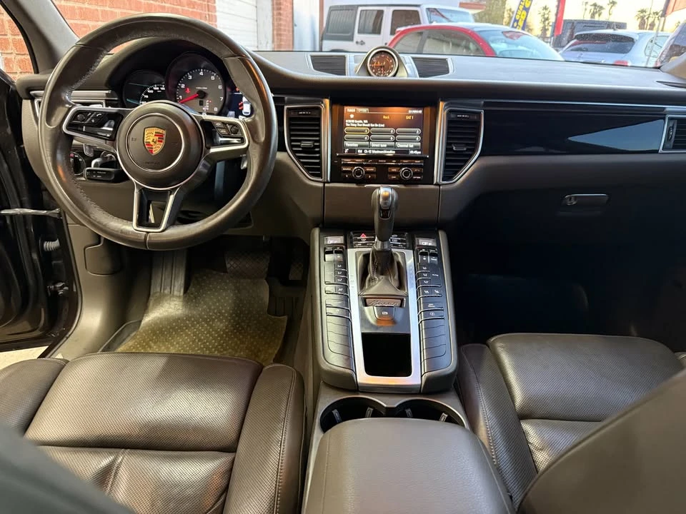 2015 Porsche Macan - Image 3 of 20