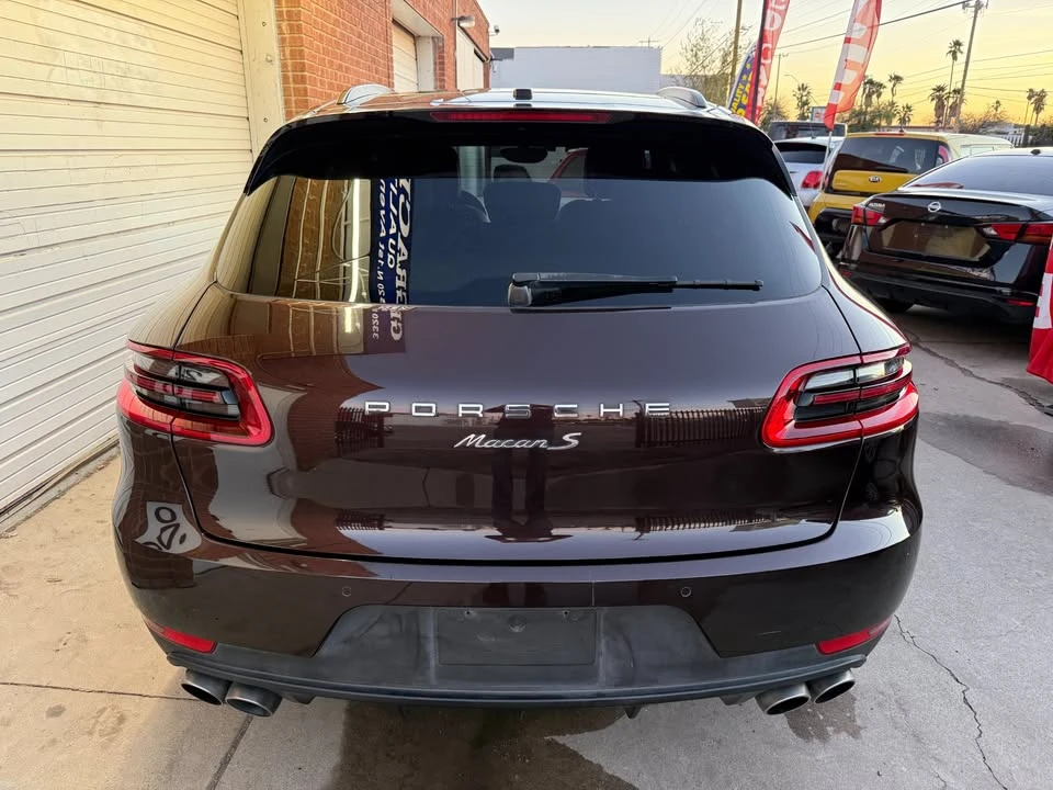 2015 Porsche Macan - Image 9 of 20