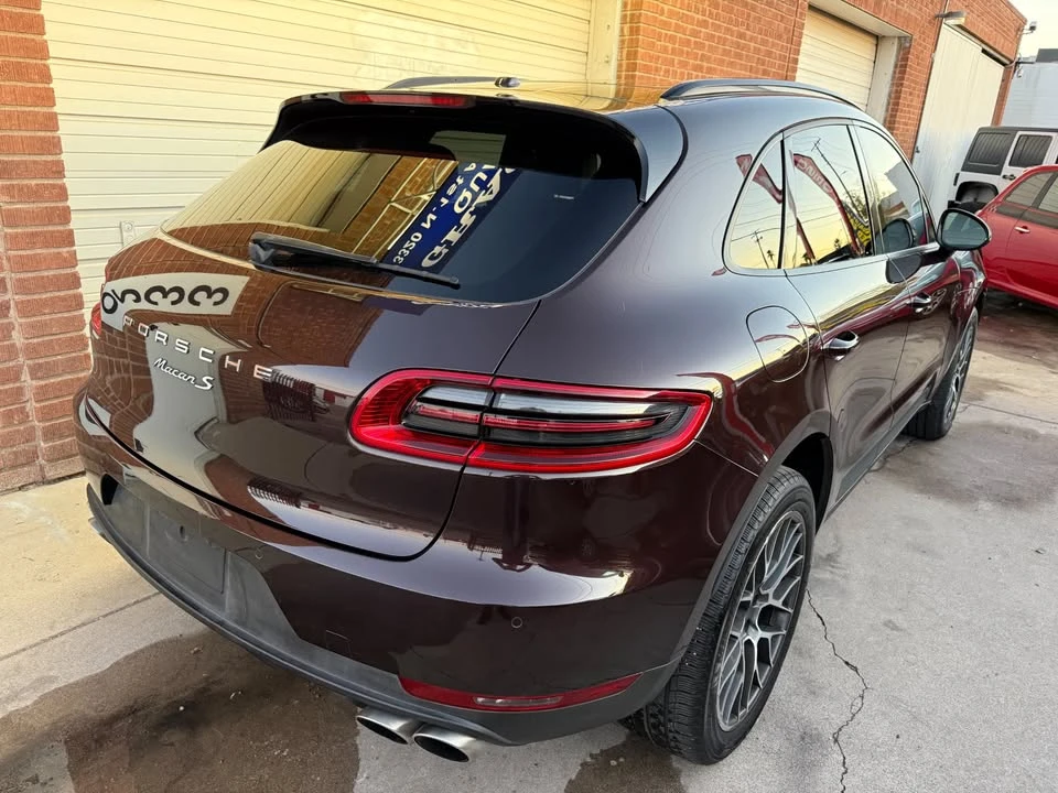 2015 Porsche Macan - Image 10 of 20