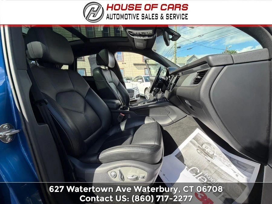 2015 Porsche Macan - Image 11 of 20