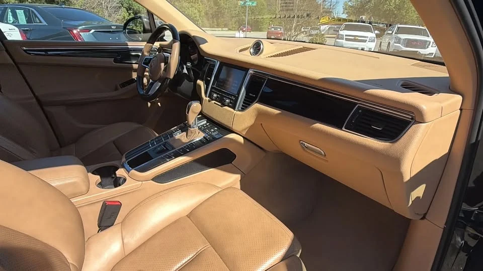 2015 Porsche Macan - Image 14 of 20