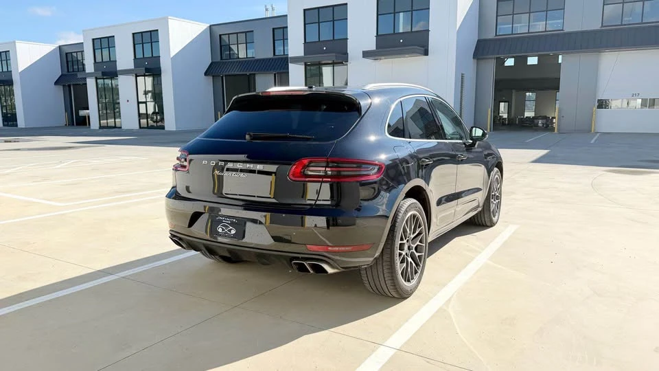 2015 Porsche Macan - Image 6 of 20