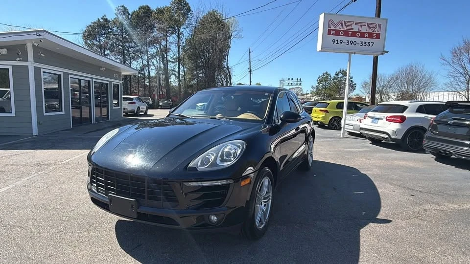 2015 Porsche Macan - Image 7 of 20