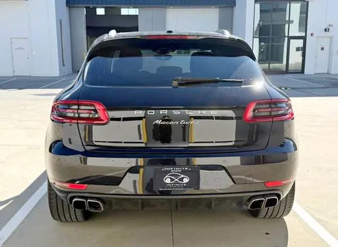 2015 Porsche Macan Turbo