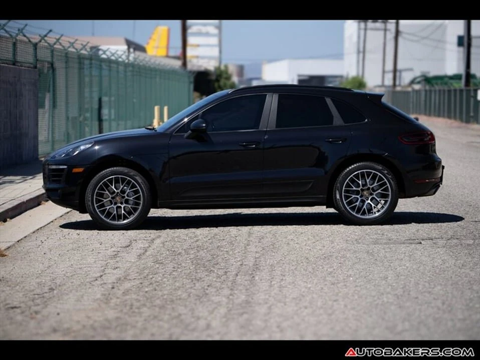 2015 Porsche Macan - Image 11 of 20