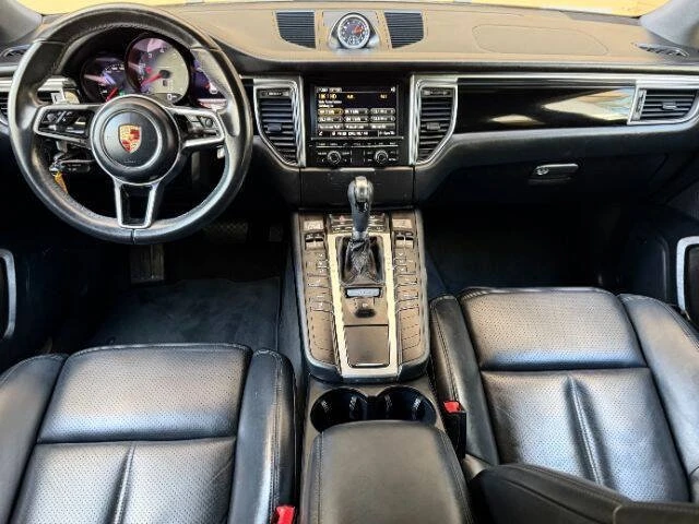 2015 Porsche Macan - Image 10 of 20