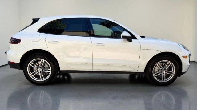 2015 Porsche Macan - Image 7 of 20