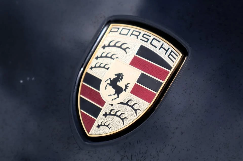 2015 Porsche Macan - Image 10 of 20