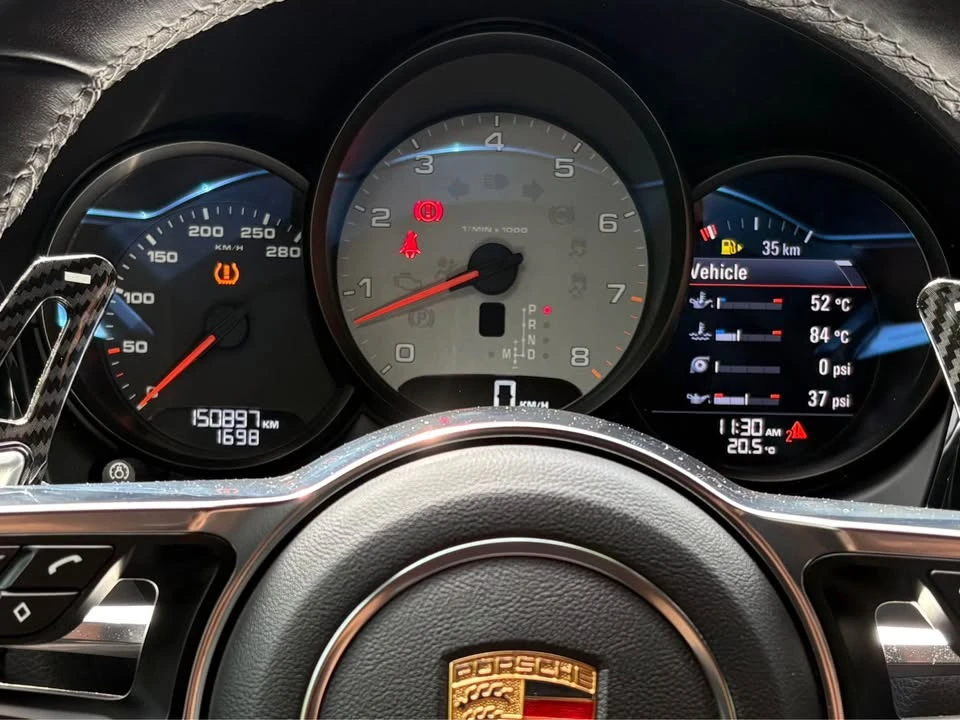 2015 Porsche Macan S - Image 10 of 13