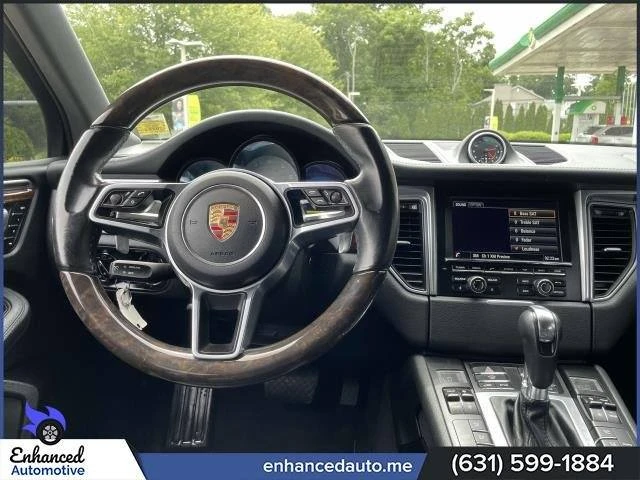 2015 Porsche Macan - Image 16 of 20