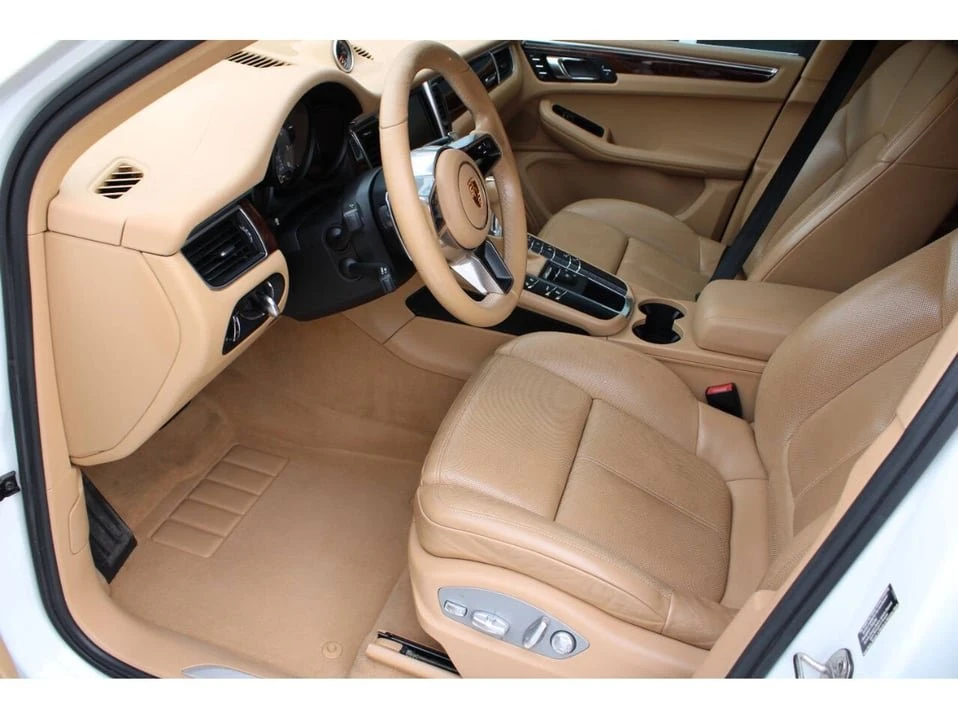 2015 Porsche Macan - Image 12 of 20