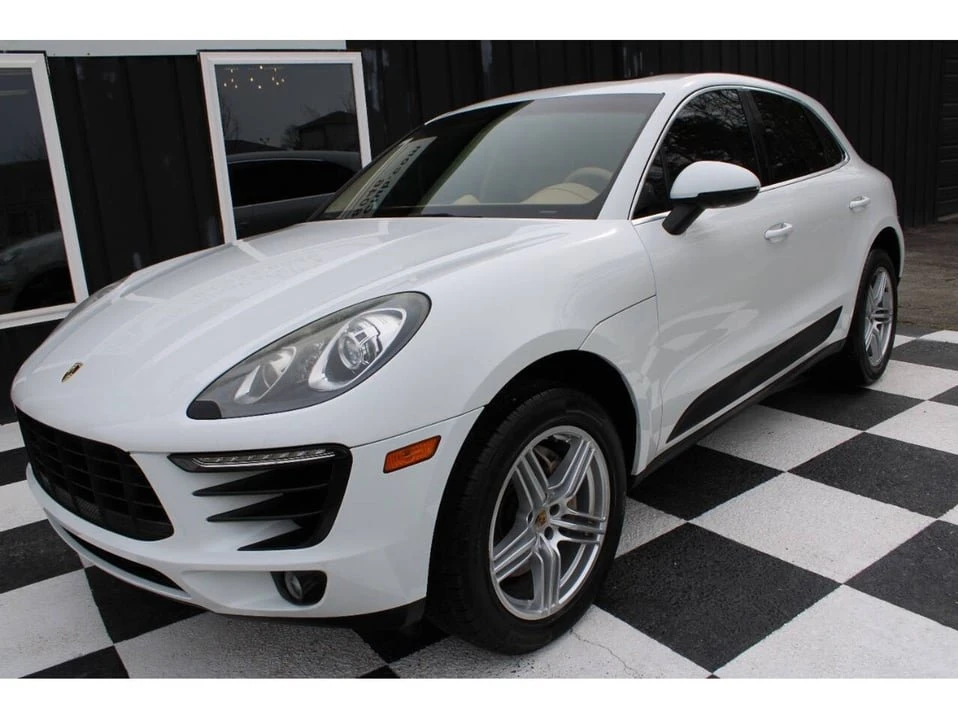 2015 Porsche Macan - Image 2 of 20