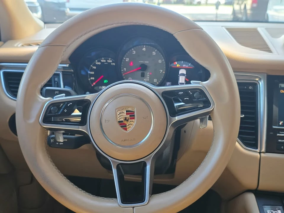 2015 Porsche Macan - Image 2 of 18
