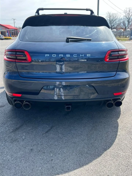 2015 Porsche Macan - Image 8 of 18