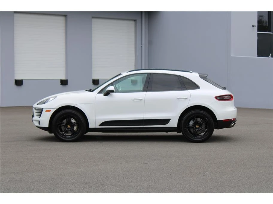 2015 Porsche Macan - Image 2 of 20