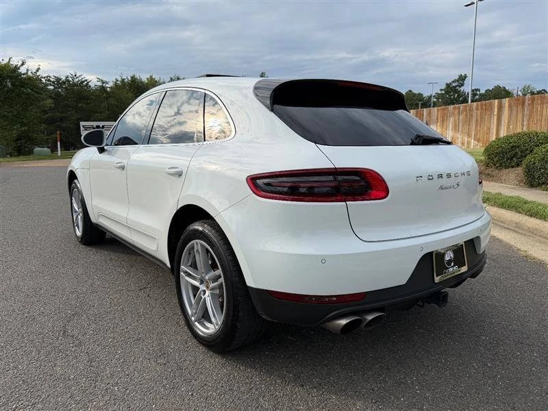 2015 Porsche Macan - Image 3 of 20