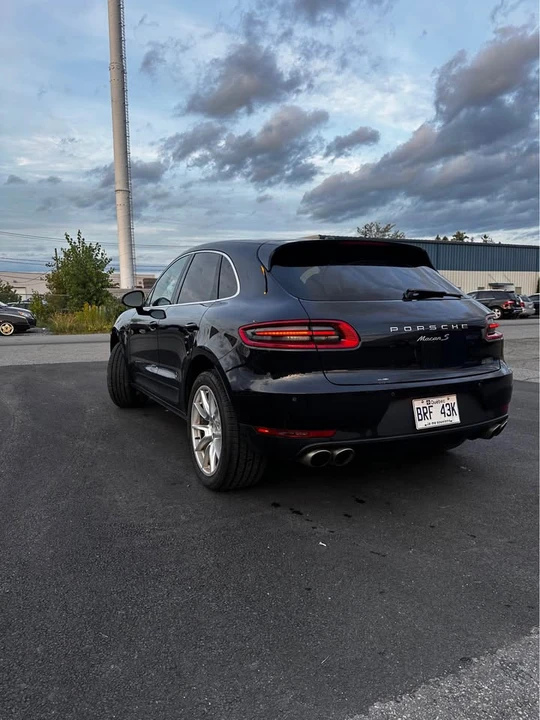 2015 Porsche Macan - Image 6 of 12