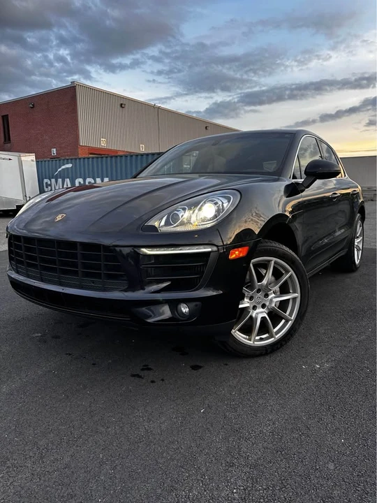 2015 Porsche Macan - Image 2 of 12