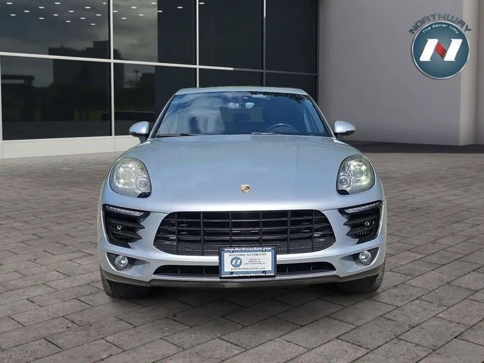 2015 Porsche Macan - Image 8 of 18