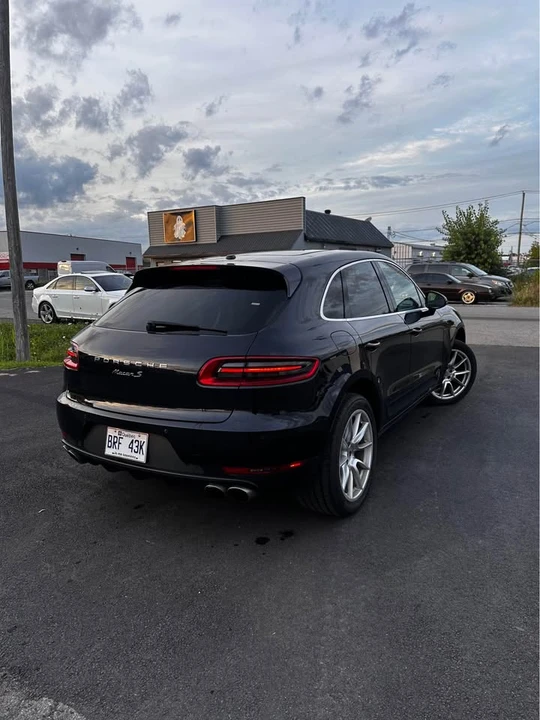 2015 Porsche Macan - Image 7 of 12