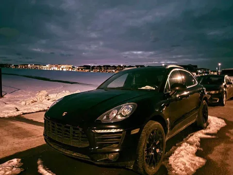 2015 Porsche Macan S
