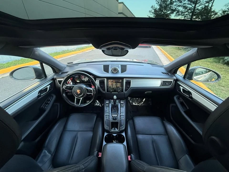 2015 Porsche Macan - Image 5 of 20