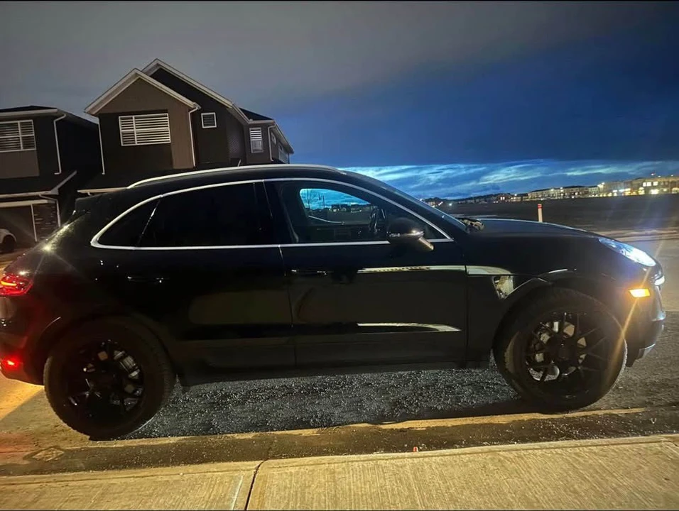 2015 Porsche Macan - Image 4 of 6