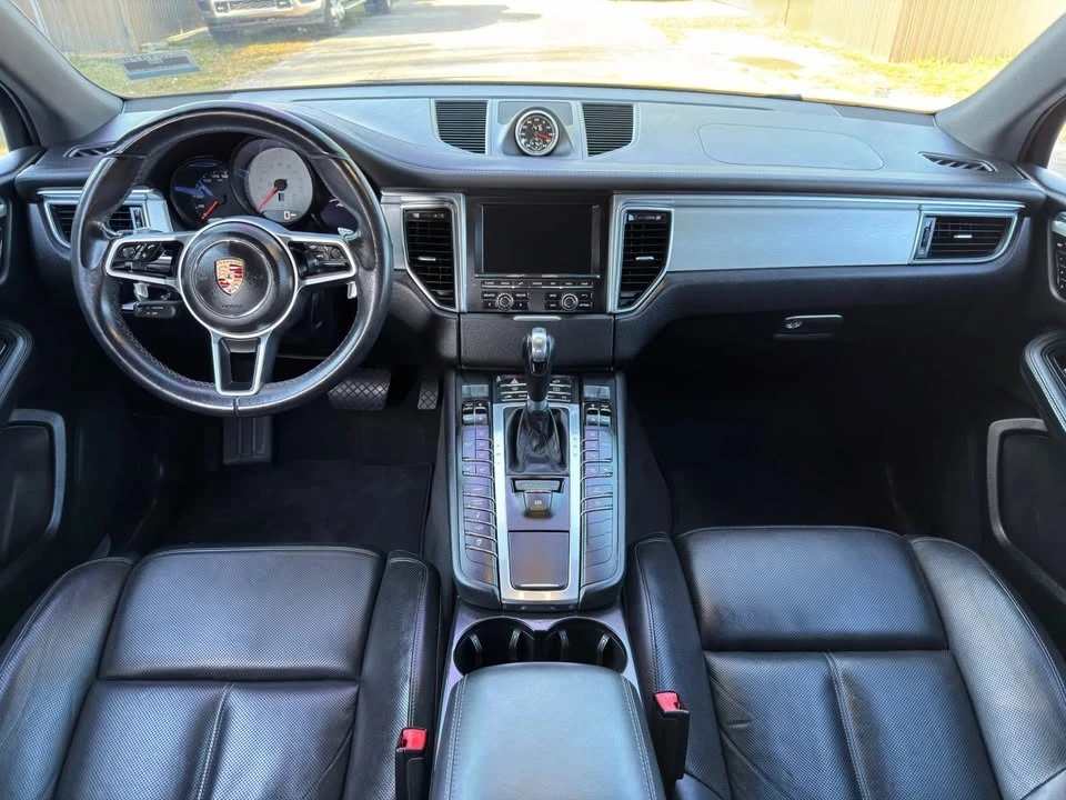 2015 Porsche Macan - Image 2 of 20