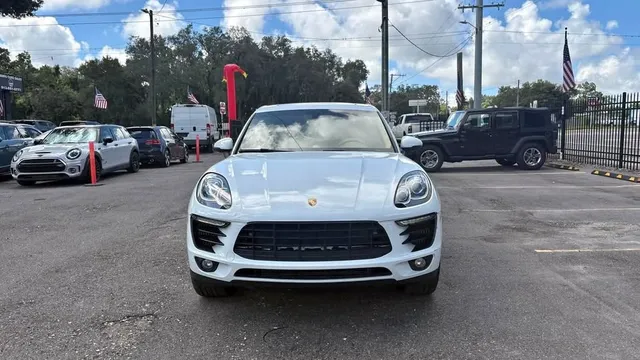 2015 Porsche Macan S