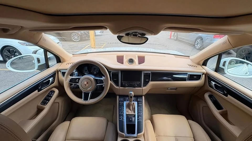 2015 Porsche Macan - Image 7 of 13
