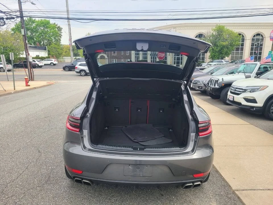 2015 Porsche Macan - Image 13 of 20