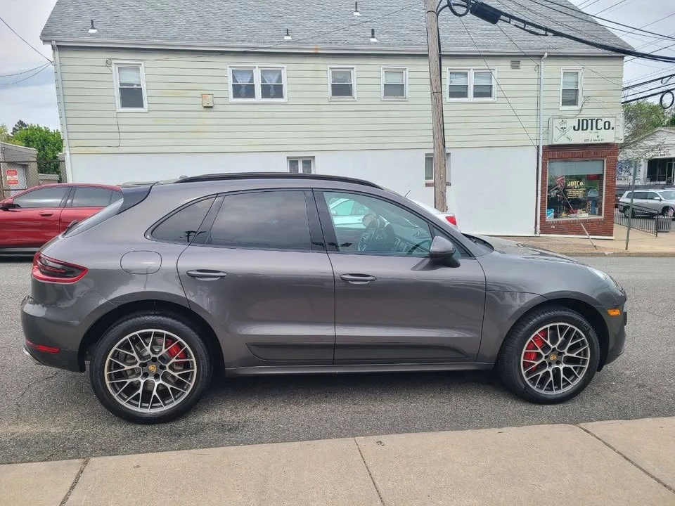 2015 Porsche Macan - Image 10 of 20