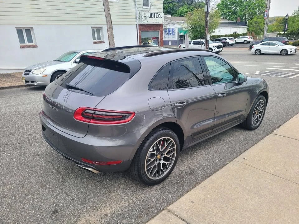 2015 Porsche Macan - Image 16 of 20