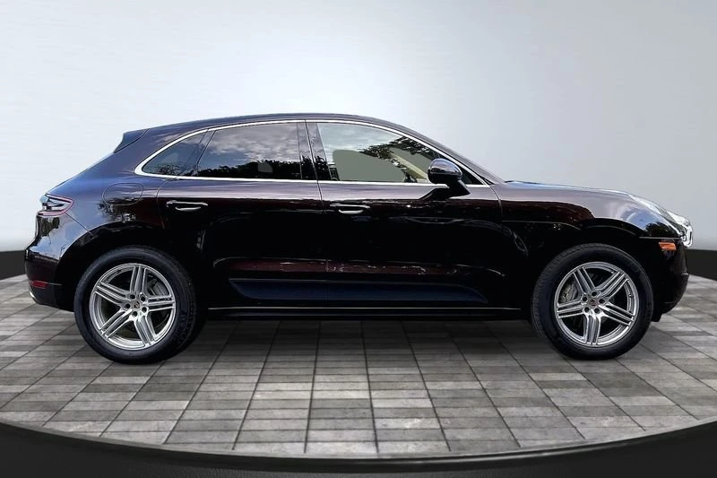 2015 Porsche Macan - Image 8 of 20