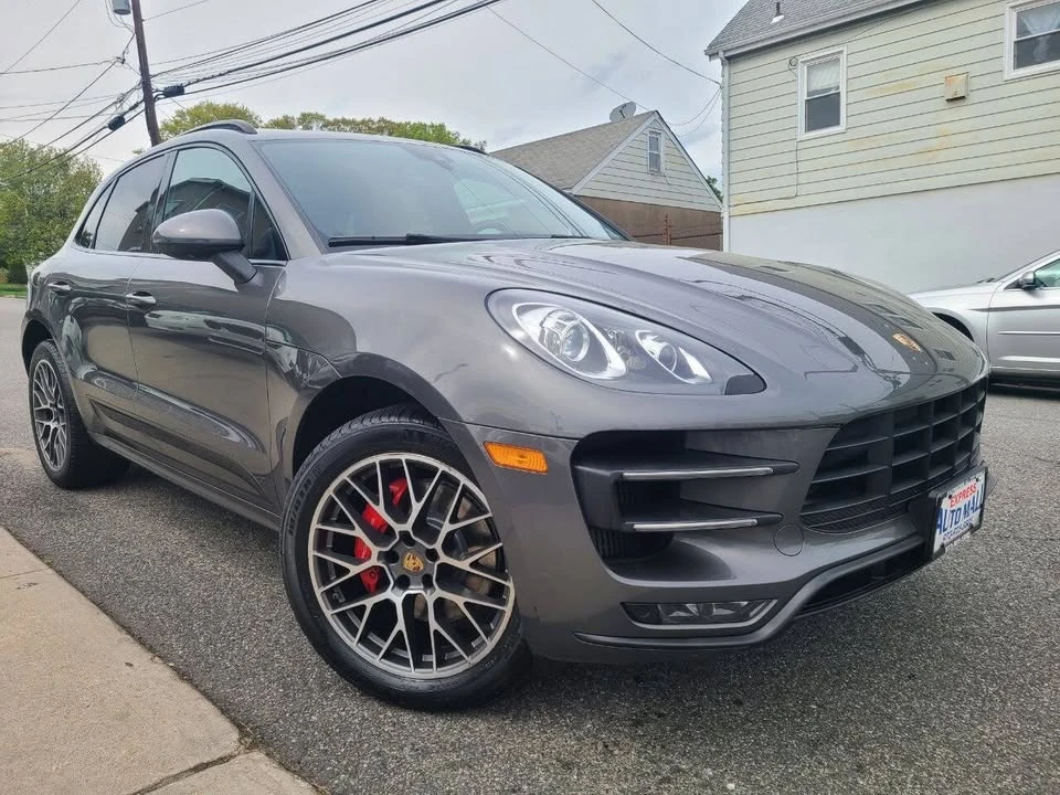 2015 Porsche Macan - Image 12 of 20